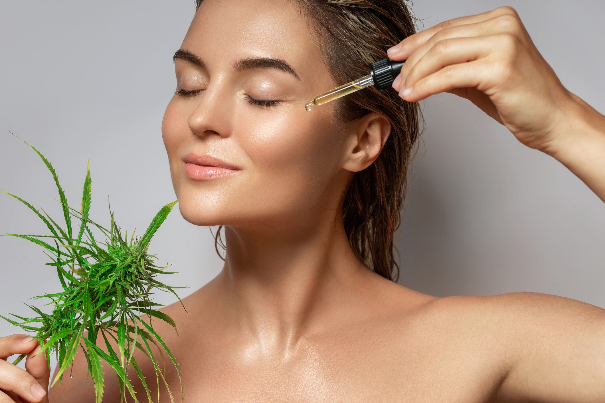 Descubre el bienestar natural con nuestro gel de placer enriquecido con CBD